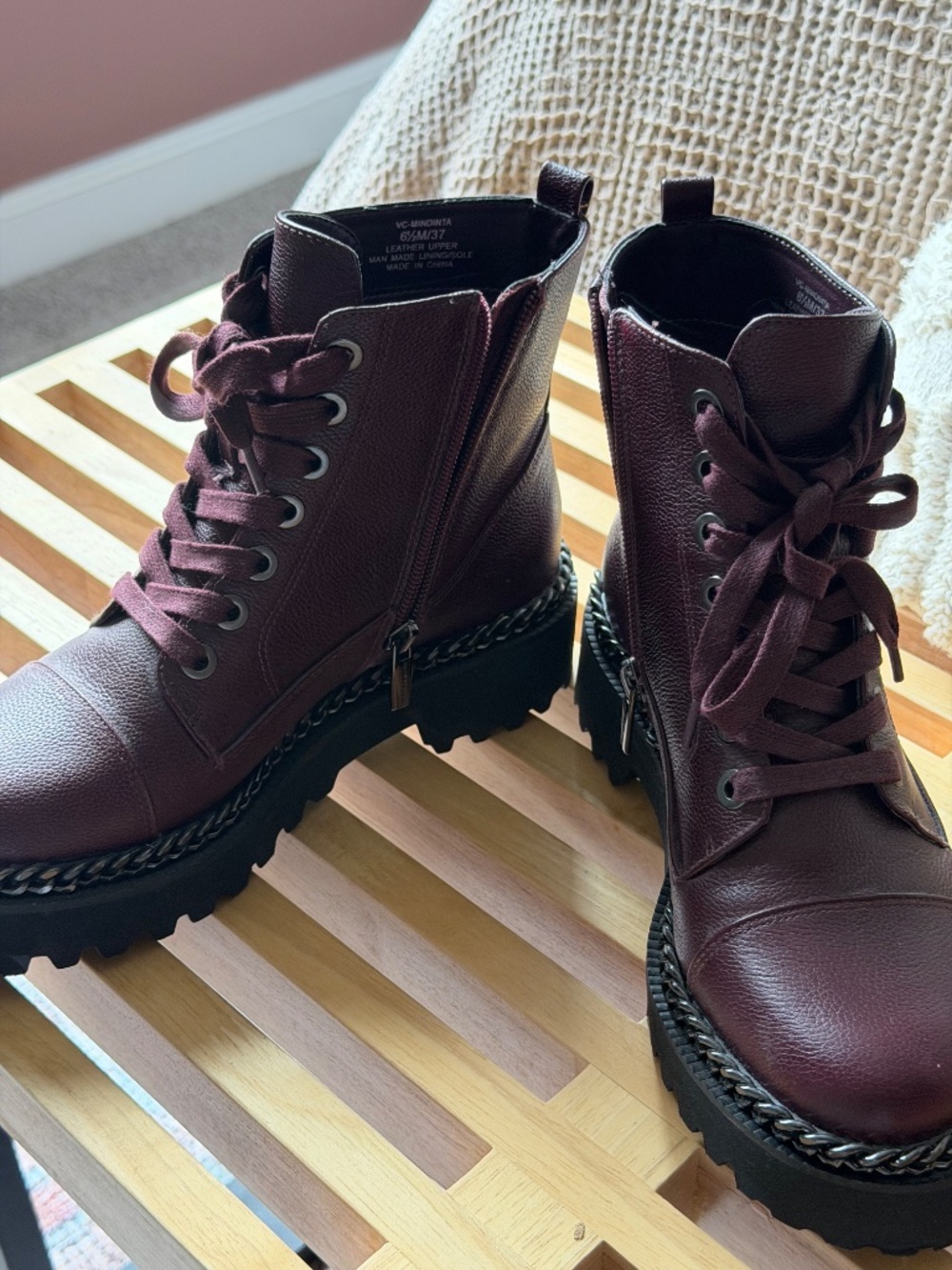 Vince camuto combat boots burgundy NEW - Picture 2 of 4